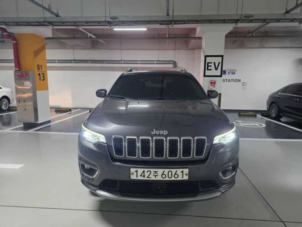 Jeep Cherokee