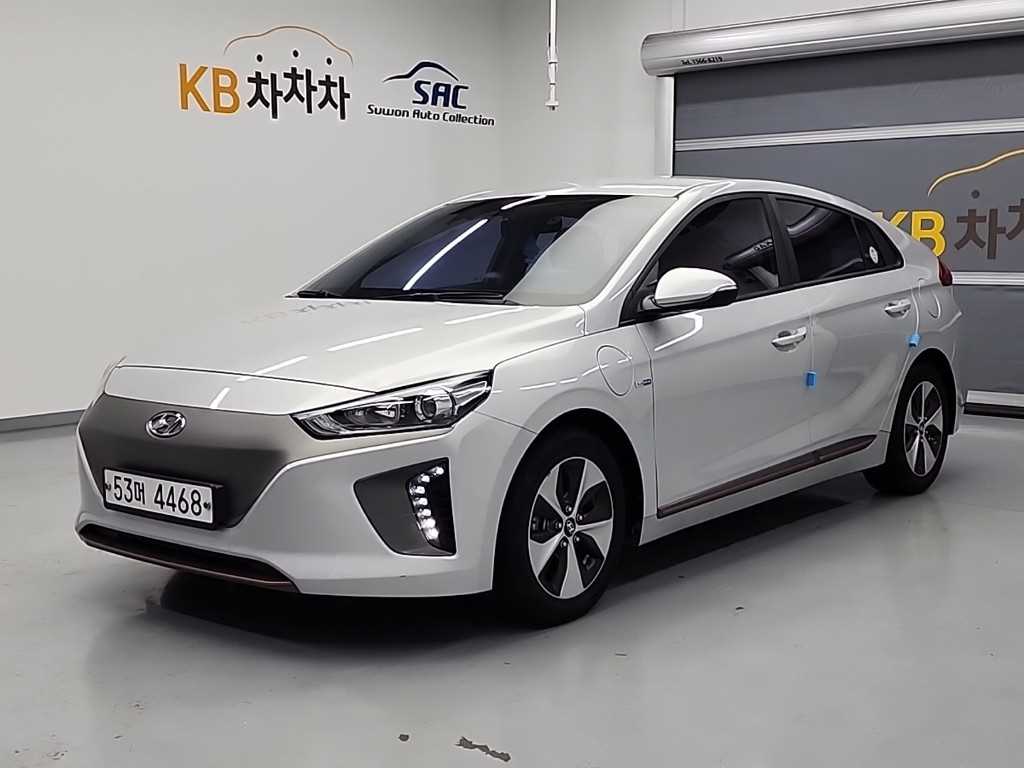 HYUNDAI Ioniq