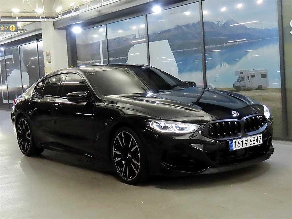 BMW 8 Series