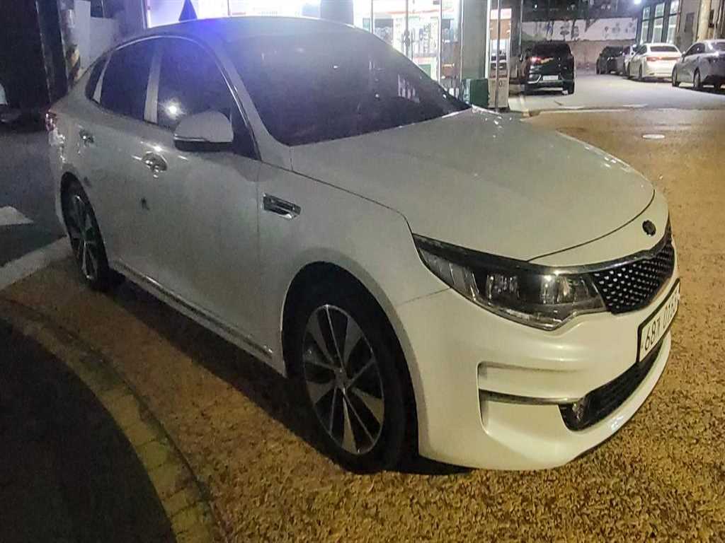 KIA K5 2016 — Zona Franca Iquique