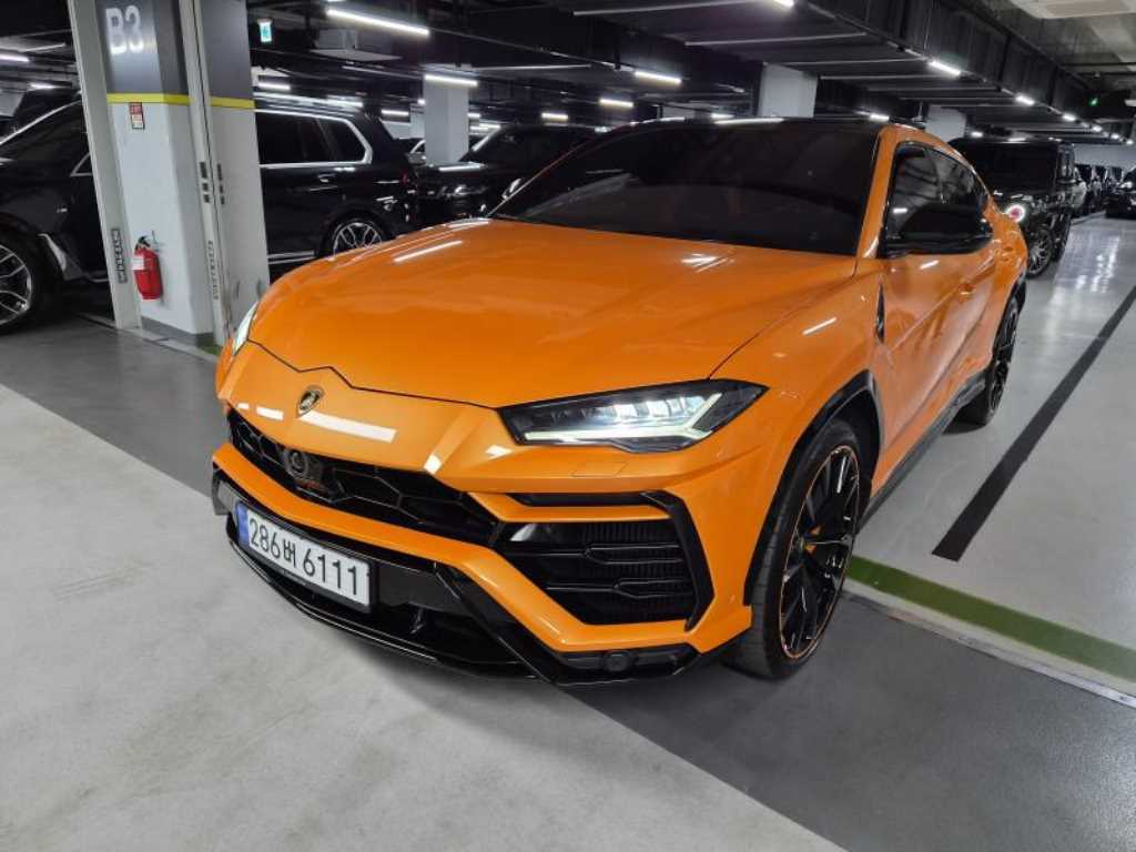 Lamborghini Urus