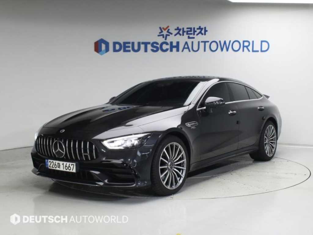 Mercedes Benz AMG GT