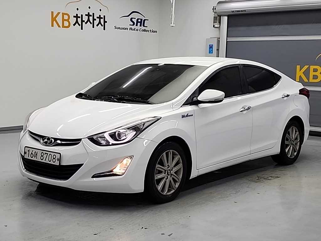 HYUNDAI Avante