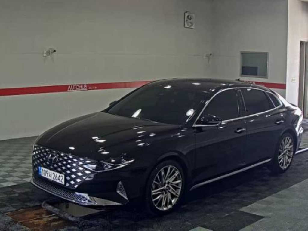 HYUNDAI Grandeur 2022 — Zona Franca Iquique