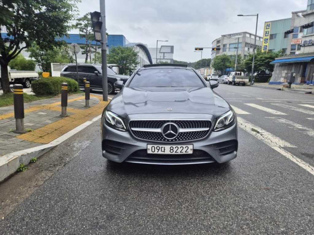 Mercedes Benz E class 2017 — Zona Franca Iquique