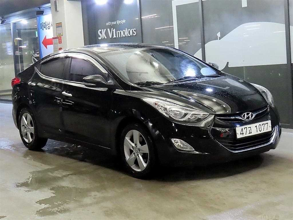 HYUNDAI Avante