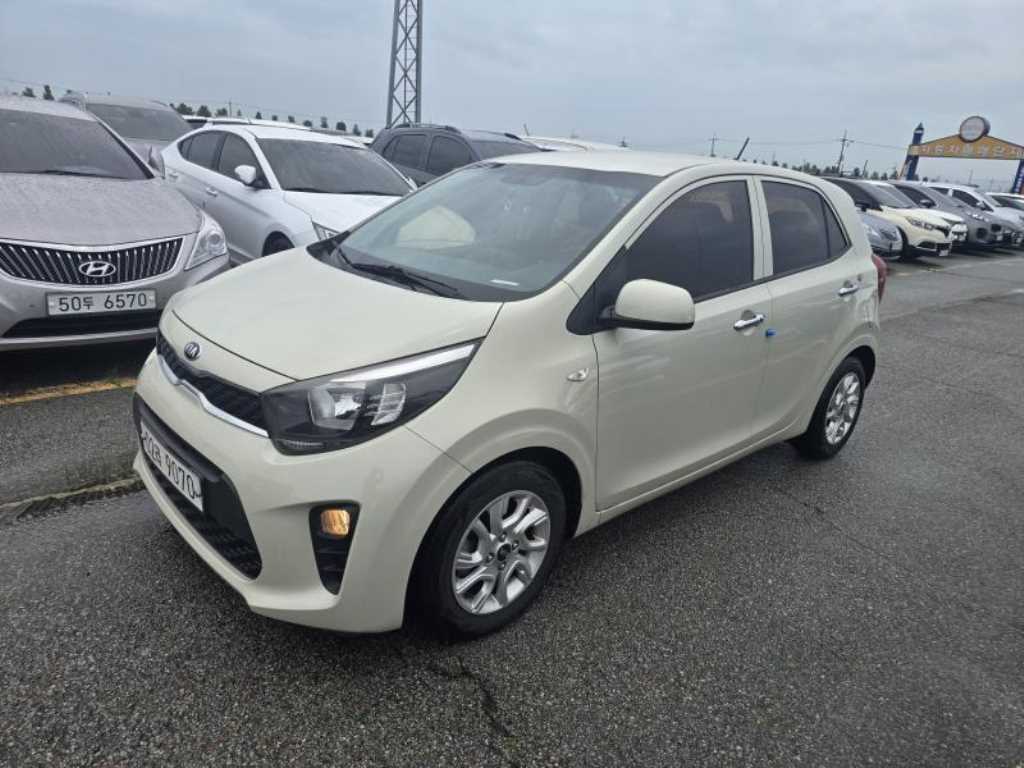 KIA Morning 2017 — Zona Franca Iquique