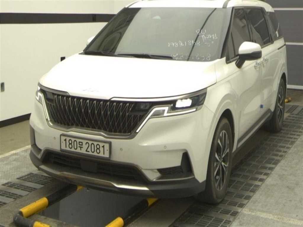 KIA Carnival 2023 — Zona Franca Iquique