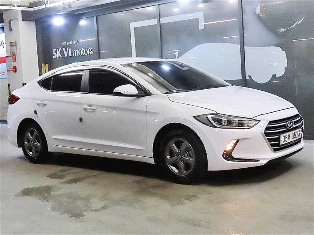 HYUNDAI Avante