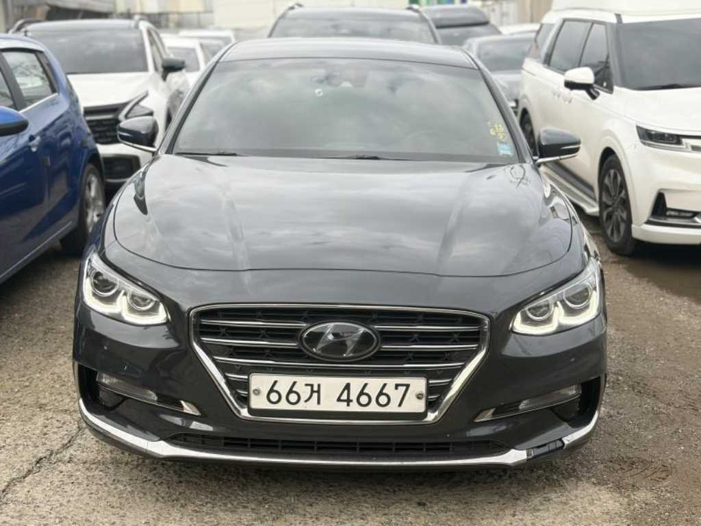 HYUNDAI Grandeur 2018 — Zona Franca Iquique