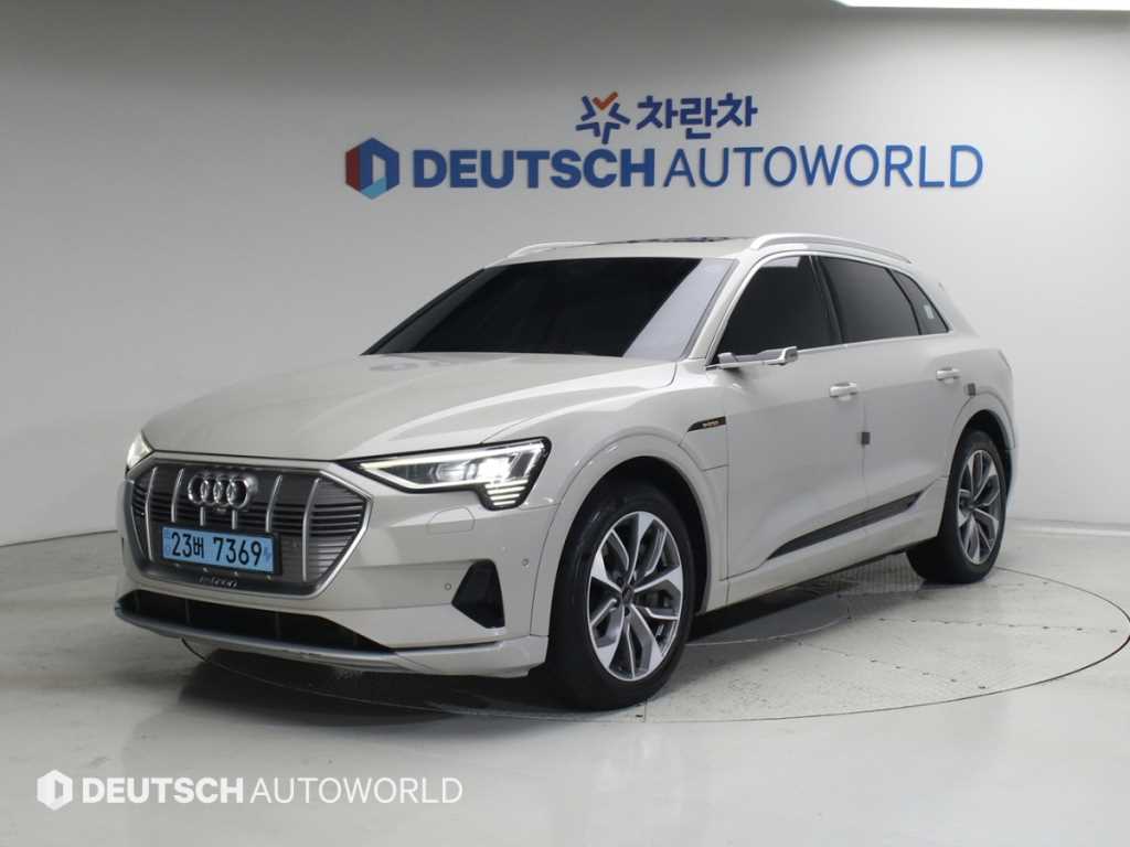 Audi e-Tron 55 quattro