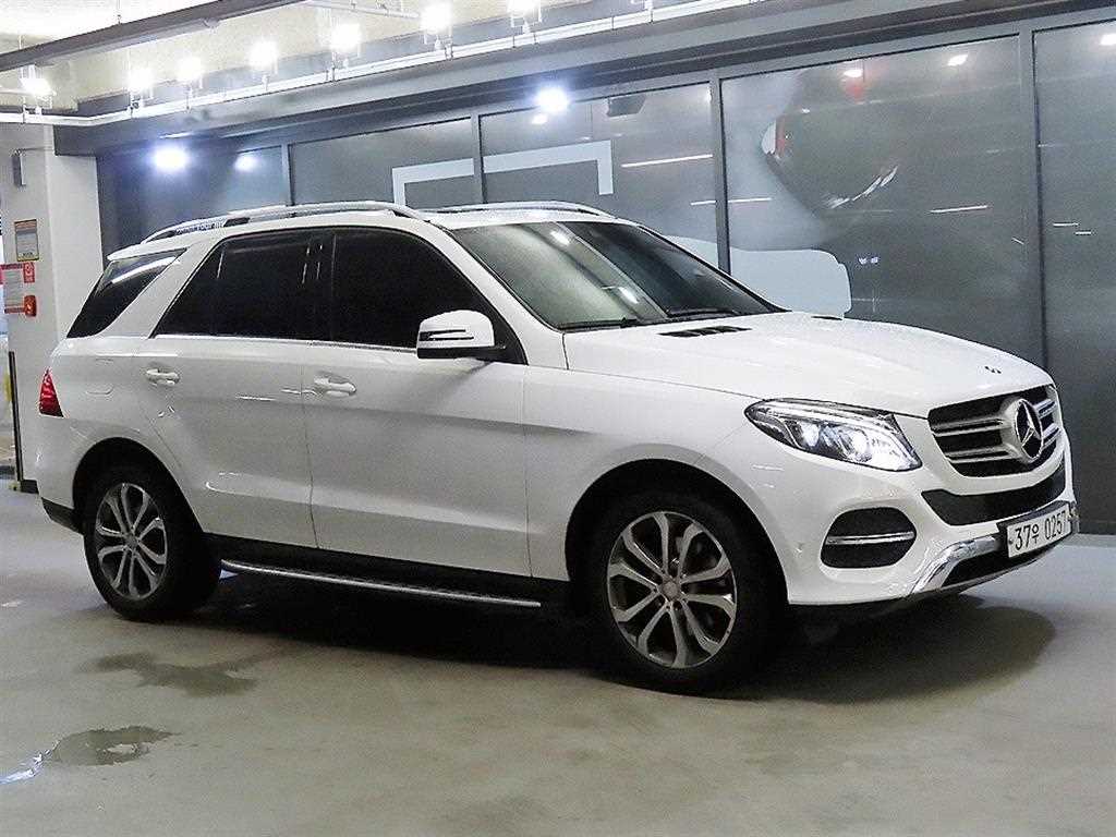 Mercedes Benz GLE Class