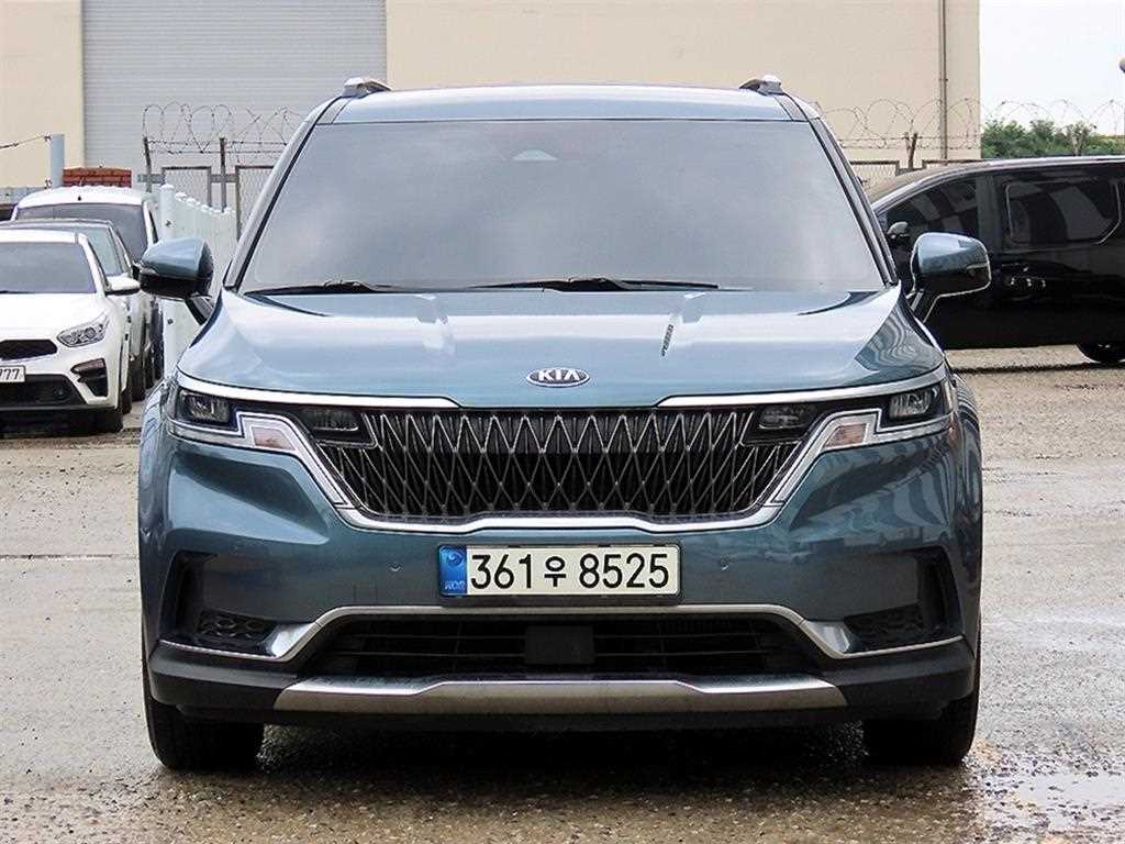 KIA Carnival 2021 — Zona Franca Iquique