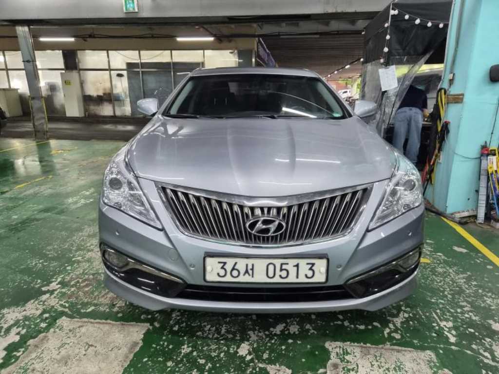 HYUNDAI Grandeur 2016 — Zona Franca Iquique