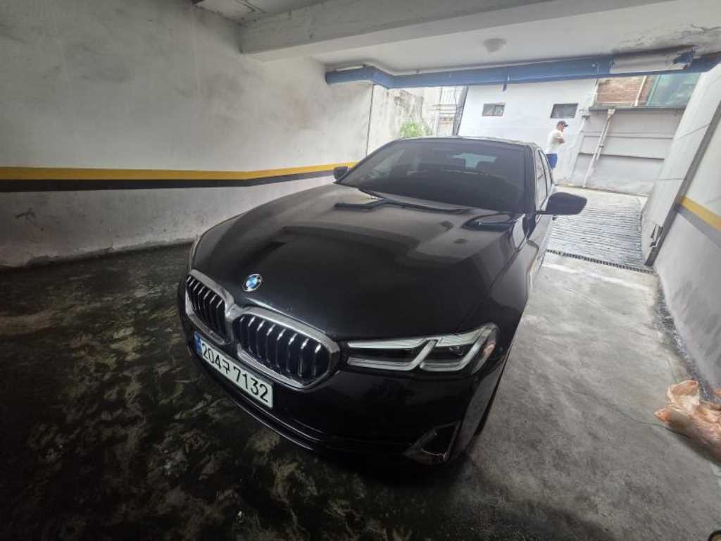 BMW 5 Series 2023 — Zona Franca Iquique