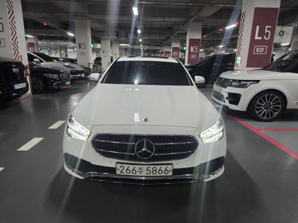 Mercedes Benz E class 2020 — Zona Franca Iquique