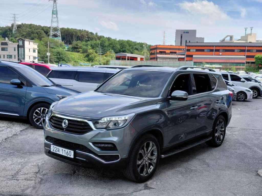 Ssangyong Rexton 2017 — Zona Franca Iquique