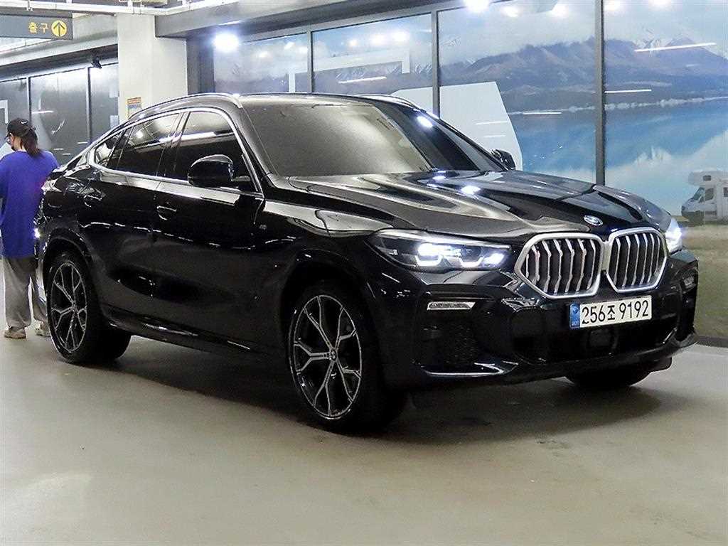 BMW X6 2021 — Zona Franca Iquique