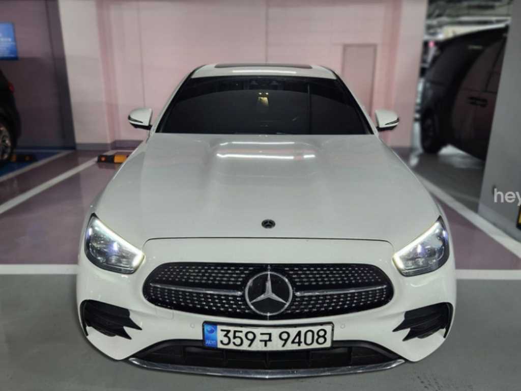 Mercedes Benz E class 2023 — Zona Franca Iquique
