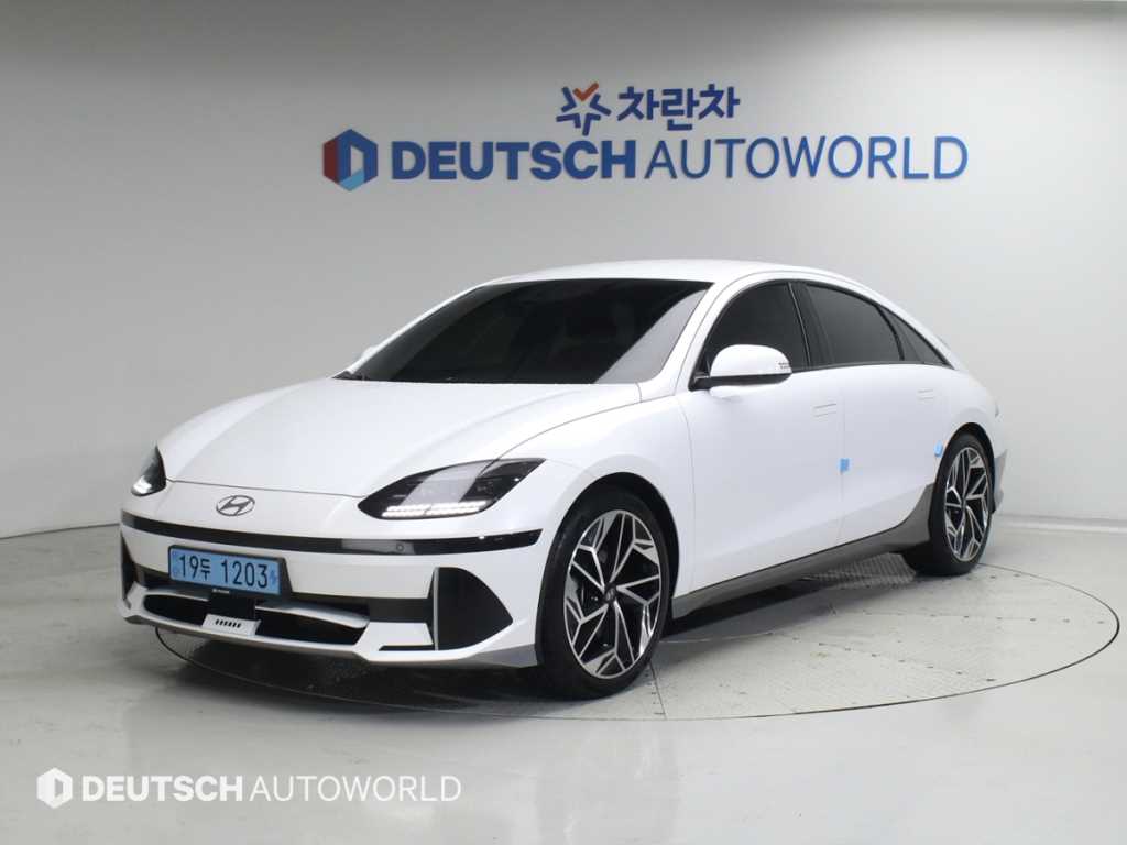 HYUNDAI Ioniq 6