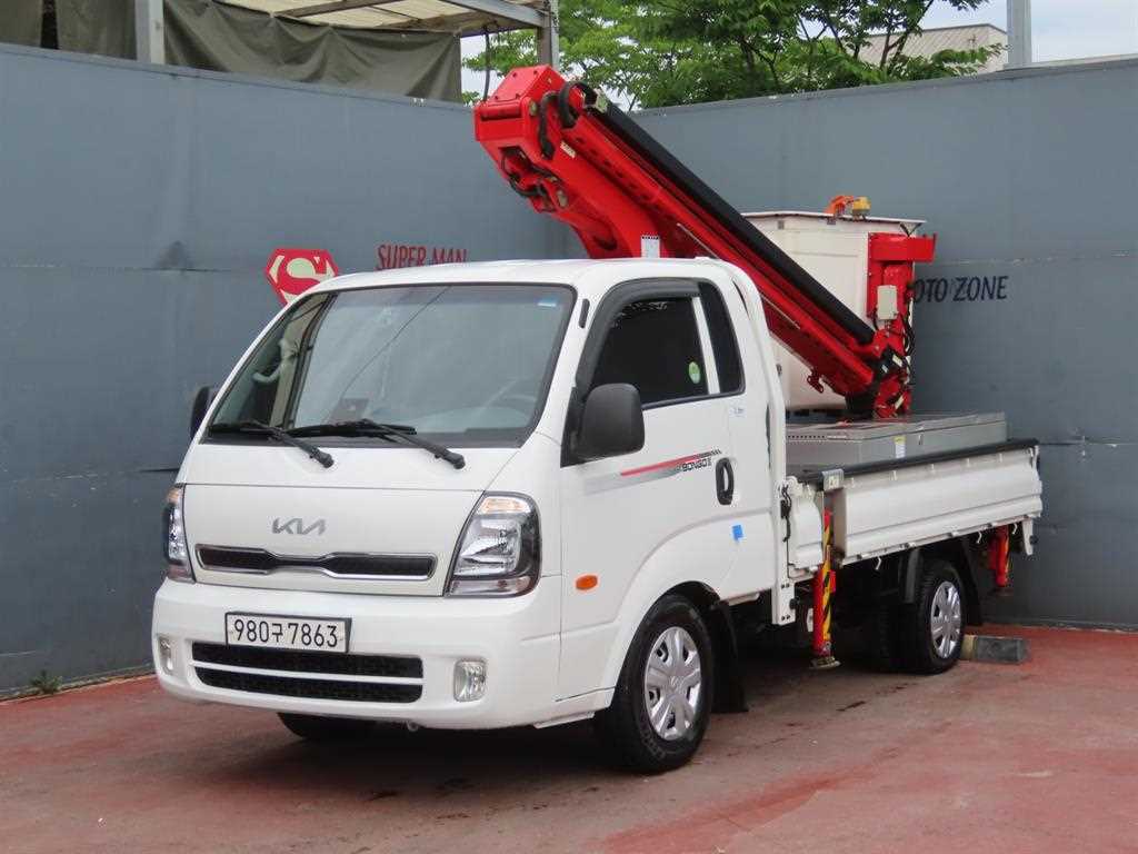 Small Truck Complaint (complaint vehicle)