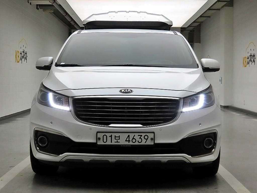 KIA Carnival 2018