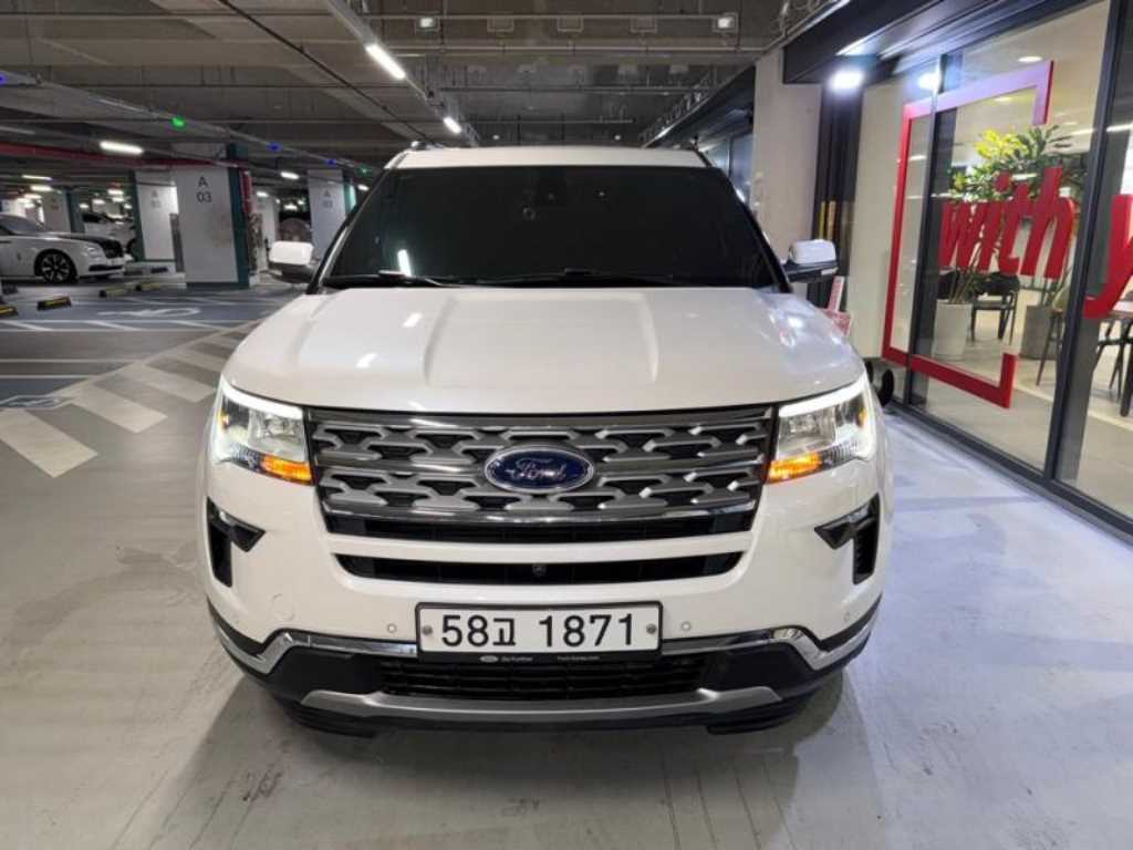 Ford Explorer 2,3