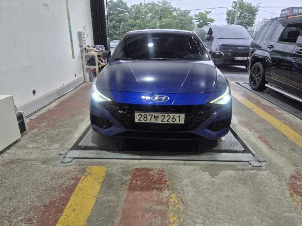 HYUNDAI Avante