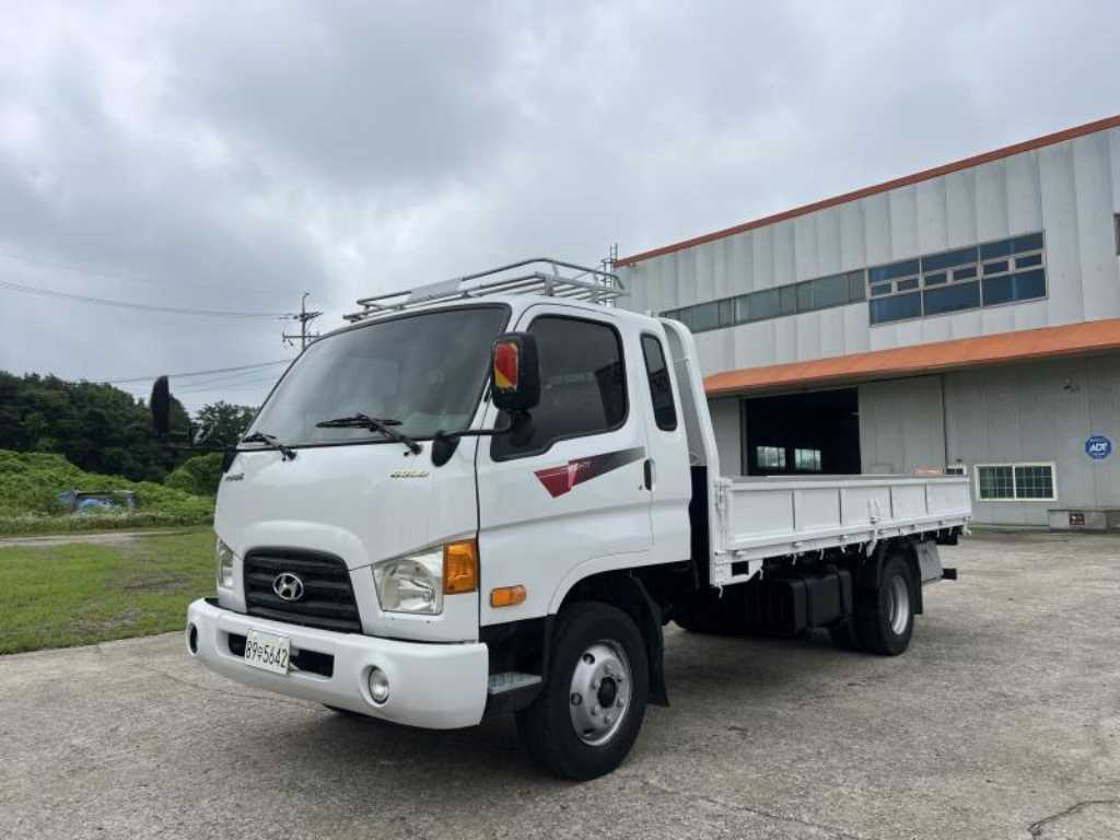 medium and large cargo Cargo
