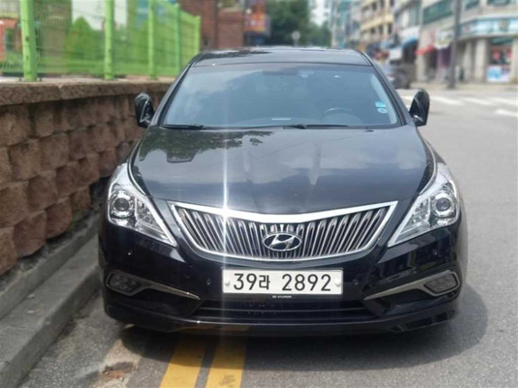 HYUNDAI Grandeur