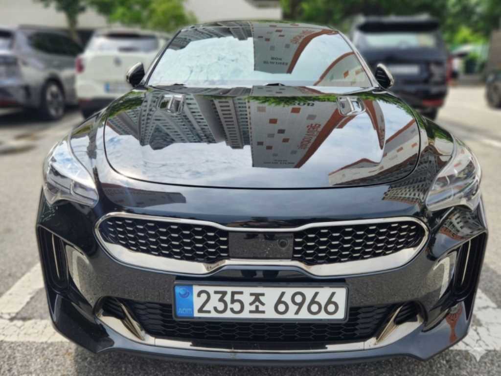 KIA Stinger 2022 — Zona Franca Iquique