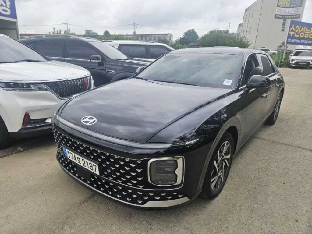 HYUNDAI Grandeur 2023 — Zona Franca Iquique