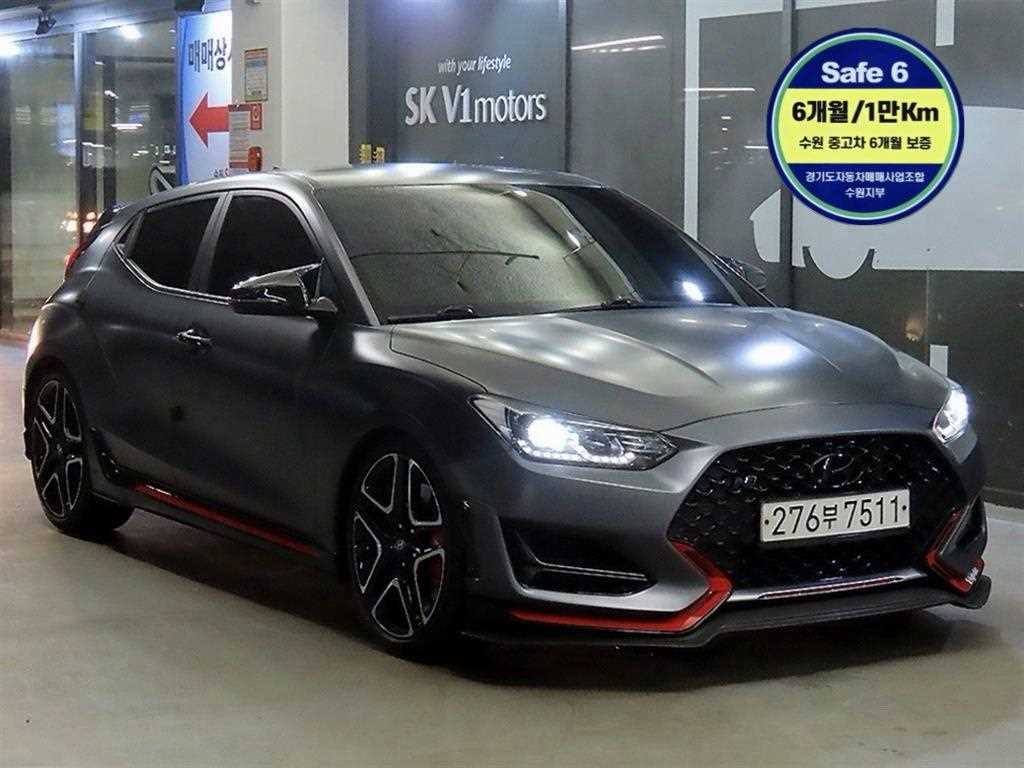 HYUNDAI Veloster