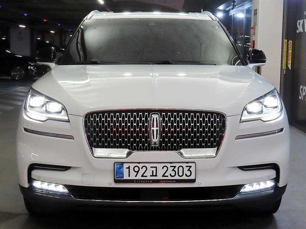 Lincoln Aviator