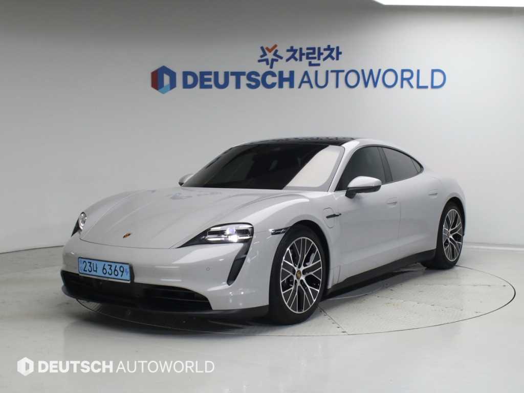 Porsche Taycan