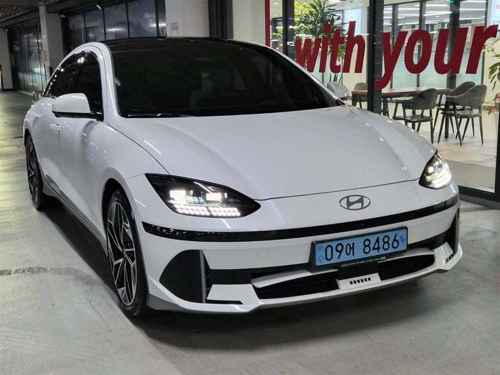 HYUNDAI Ioniq 6
