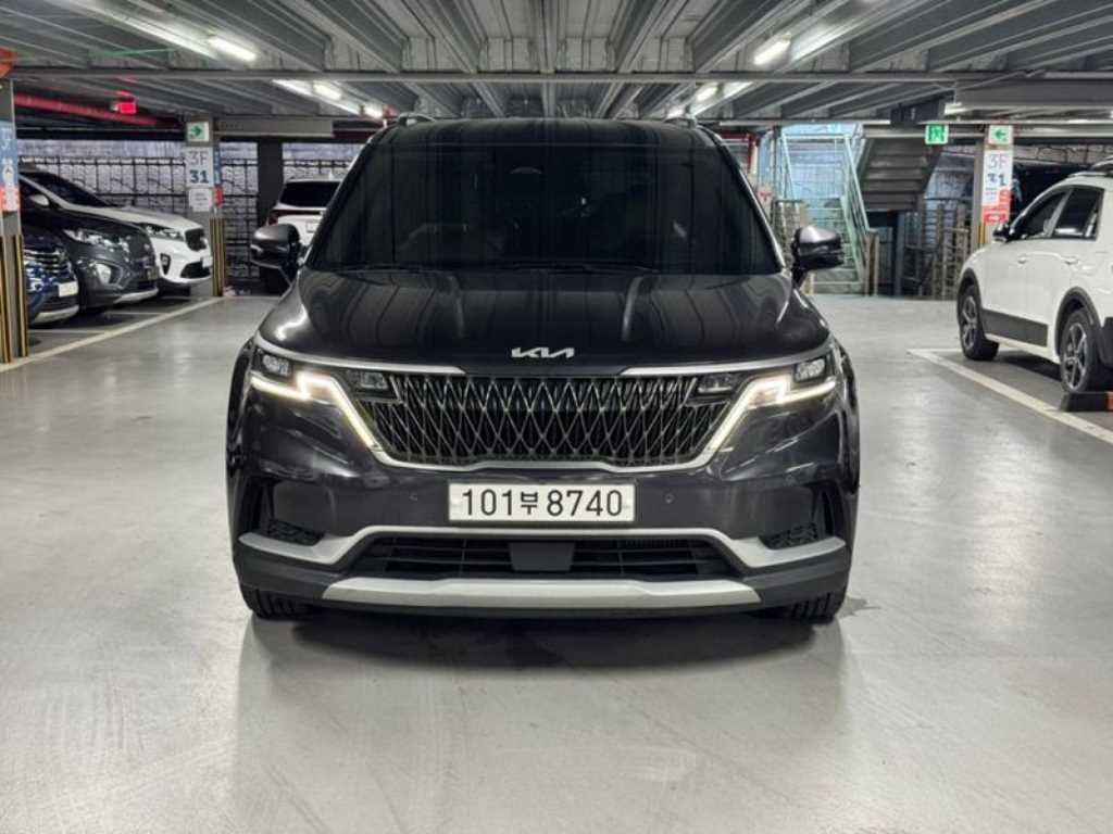 KIA Carnival 2022 — Zona Franca Iquique
