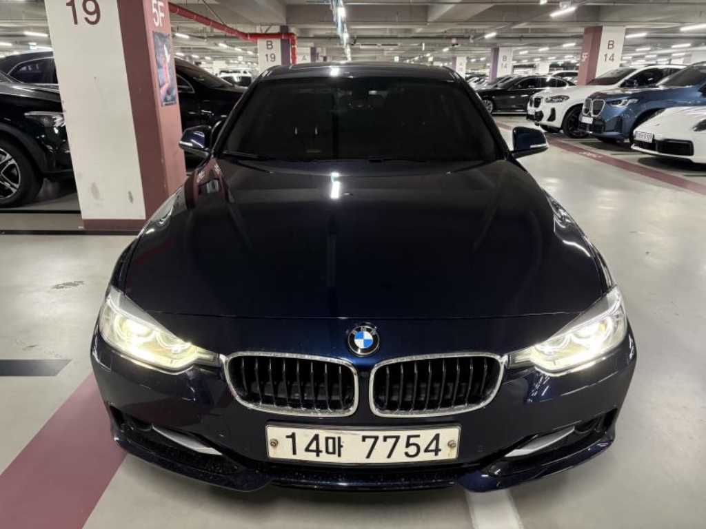BMW 3 series 2013 — Zona Franca Iquique