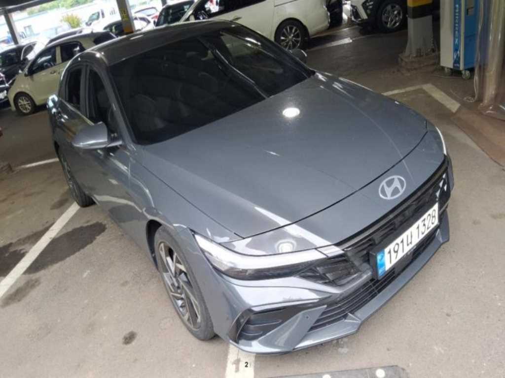 HYUNDAI Avante