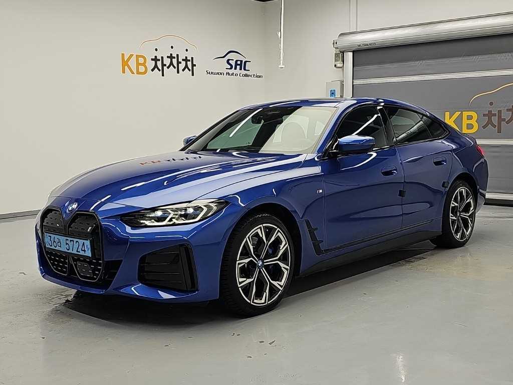 BMW i4