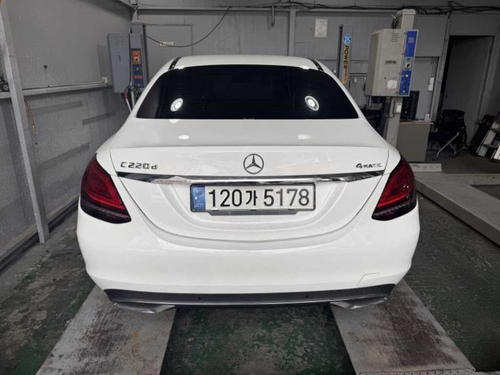 Mercedes Benz C Class