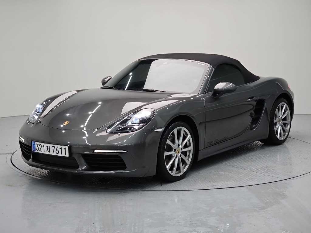 Porsche 718 Boxster 2