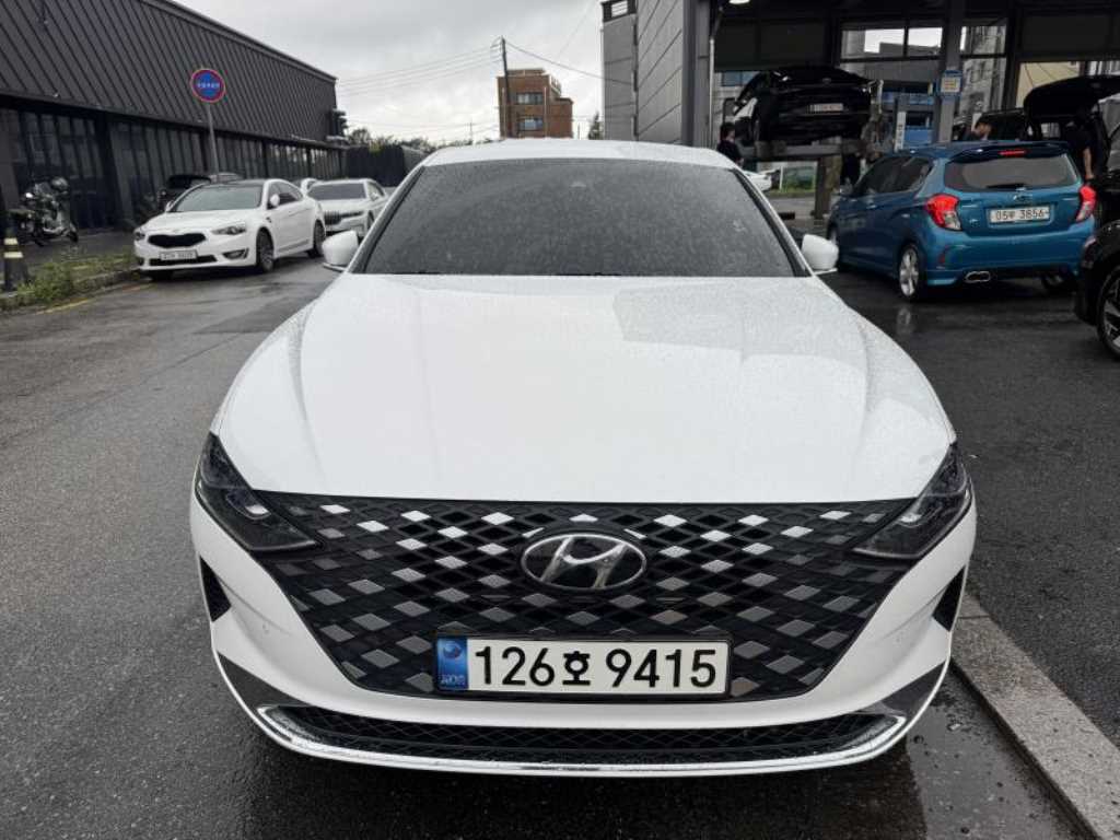 HYUNDAI Grandeur 2021 — Zona Franca Iquique