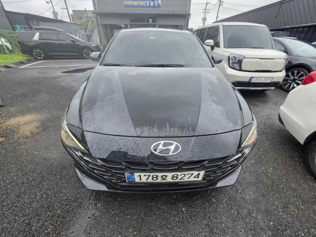 HYUNDAI Avante 2020 — Zona Franca Iquique