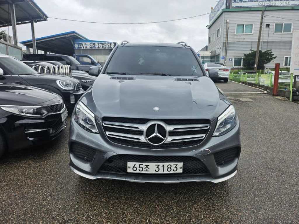 Mercedes Benz GLE Class