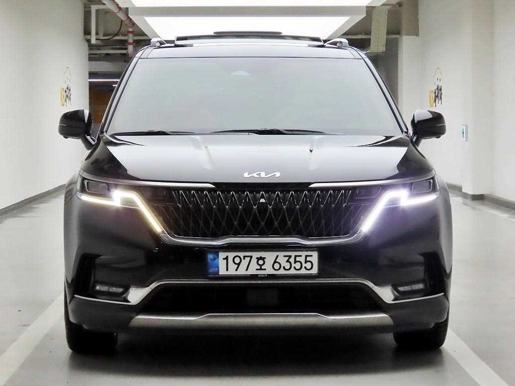 KIA Carnival 2022 — Zona Franca Iquique