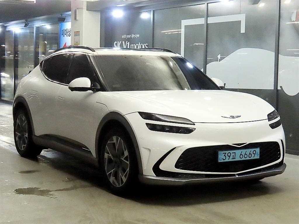 Genesis GV60