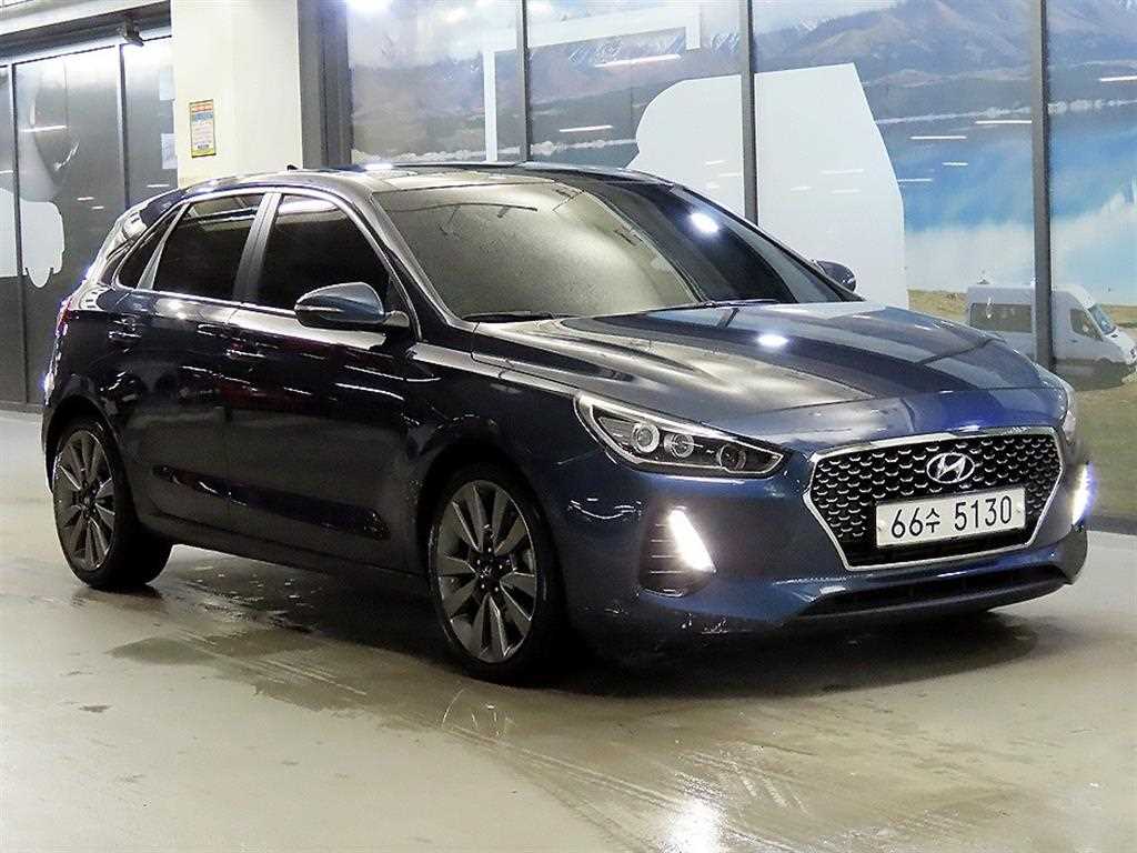 HYUNDAI i30