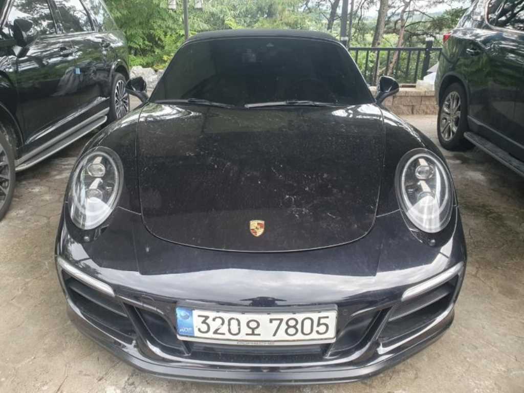 Porsche 911