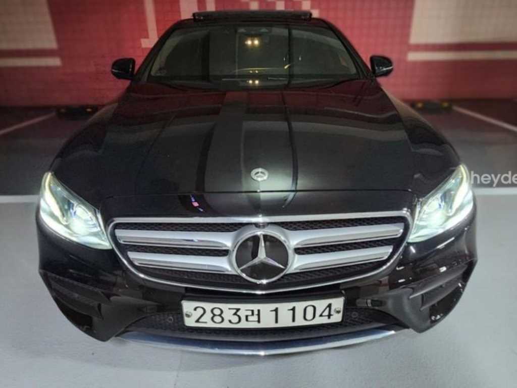 Mercedes Benz E class 2020 — Zona Franca Iquique